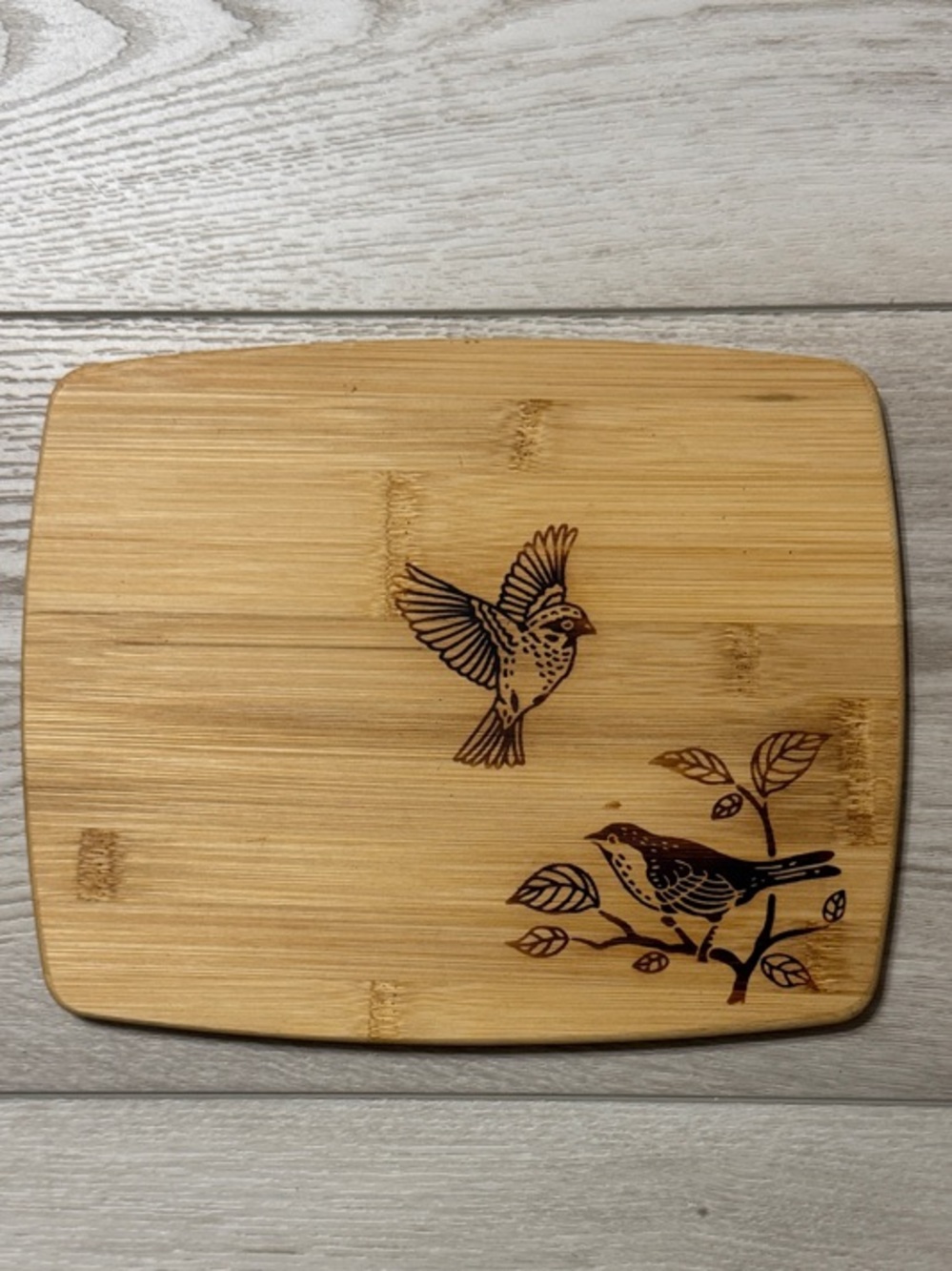 NWT-Bamboo Cutting/Serving Board with Bird Details